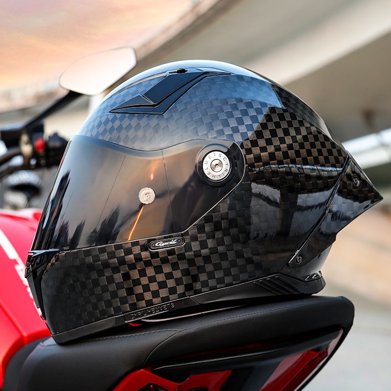 Kask motocyklowy CYRIL z włókn – Carbon Fiber Lightweight Motorcycle Helmet recenzja i cena