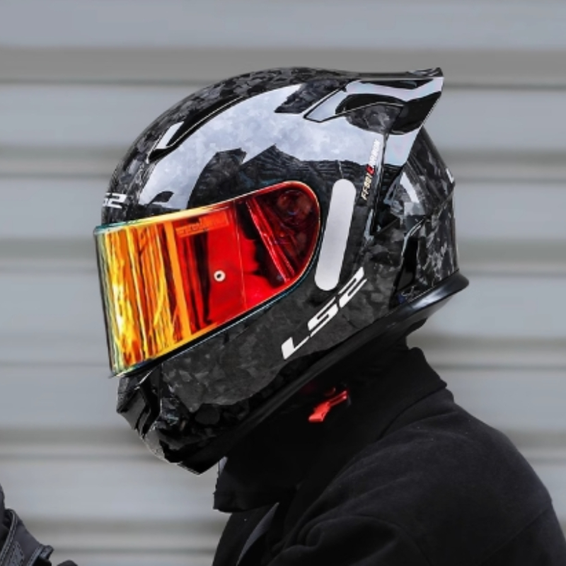 Kask motocyklowy pełnotwarzowy – Carbon Fiber Lightweight Motorcycle Helmet recenzja i cena