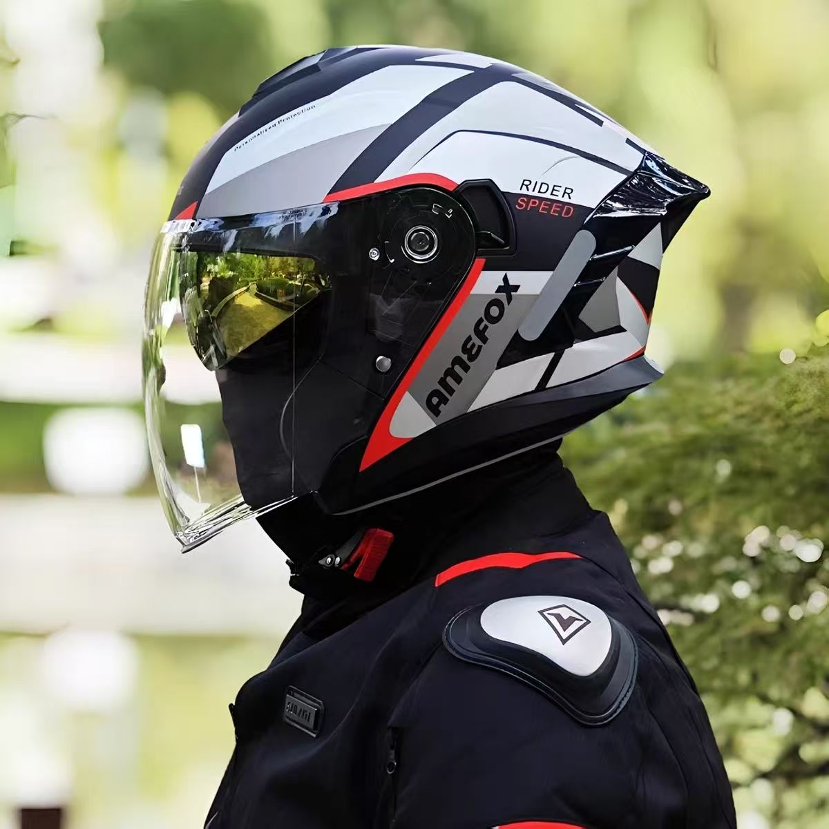 Kask motocyklowy/skuterowy typ – Motorcycle Helmet Inner Sun Visor Lens recenzja i cena